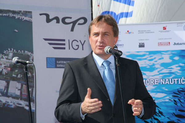 2008.10.15 -Ministar Kalmeta otvorio Adriatic Boat Show